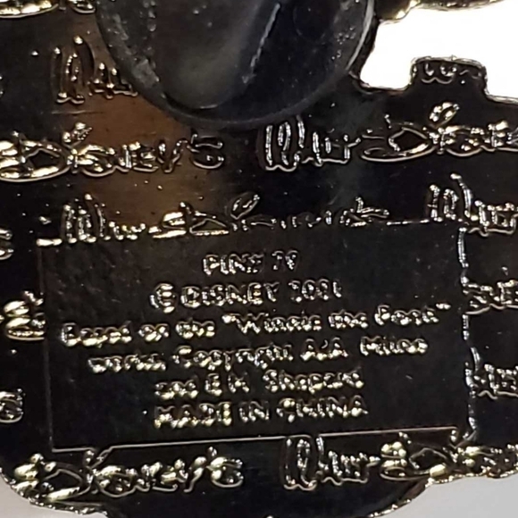 Vtg Winnie The Pooh and Tigger Too 1974 100yrs of Dreams Disney pin #29 - Picture 6 of 6